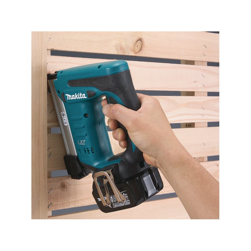 Makita Agrafeuse 18 V Li-Ion 10 à 22 Mm (Machine Seule) DST221Z 3 Makita Agrafeuse 18 V Li-Ion 10 à 22 Mm (Machine Seule) DST221Z – Image 3