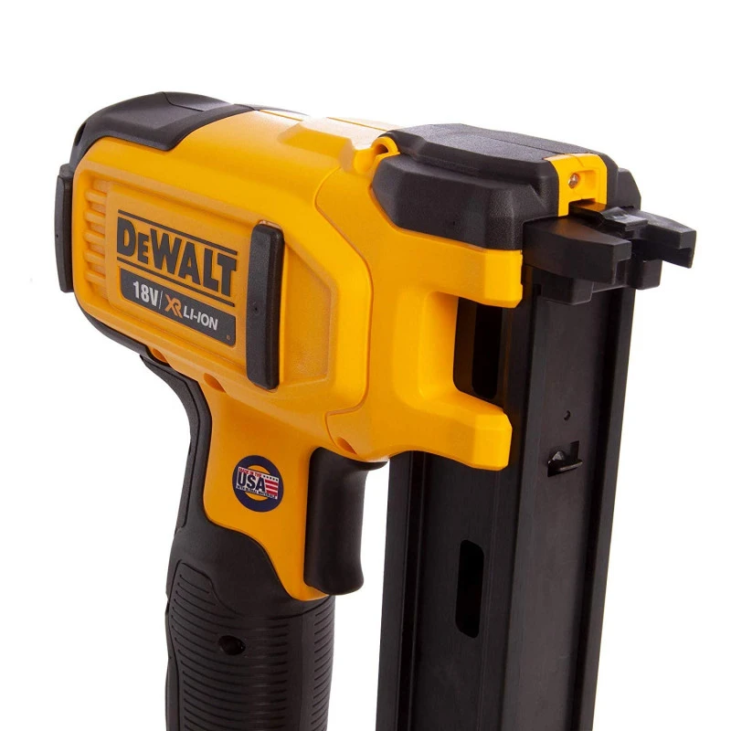 DeWALT Agrafeuse électricien XR 18V Li-Ion Sans Batterie Ni Chargeur 25.4 Mm 2 DeWALT Agrafeuse électricien XR 18V Li-Ion Sans Batterie Ni Chargeur 25.4 Mm – Image 2