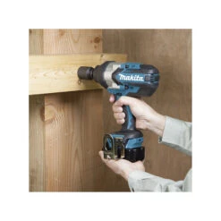 Makita Boulonneuse à Chocs 18V 1000 Nm Sans Batterie Ni Chargeur DTW1002Z -Kobleo boulonneuse a chocs 18v 1000 nm sans batterie ni chargeur dtw1002z 4