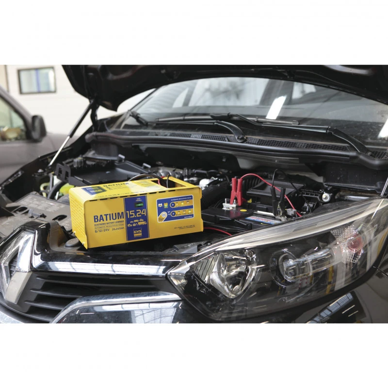 Chargeur Batterie Batium 15.24 Automatique 35 à 225Ah Gys 3 Chargeur Batterie Batium 15.24 Automatique 35 à 225Ah Gys – Image 3