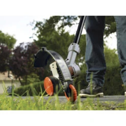Coupe-bordures 18V 4,0Ah Li-Ion STC1840PC -Kobleo coupe bordures 18v 4 0ah li ion stc1840pc 4