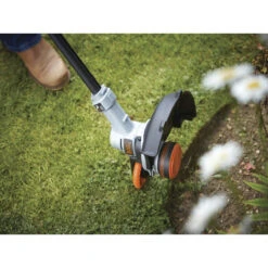 Coupe-bordures 18V 4,0Ah Li-Ion STC1840PC -Kobleo coupe bordures 18v 4 0ah li ion stc1840pc 5