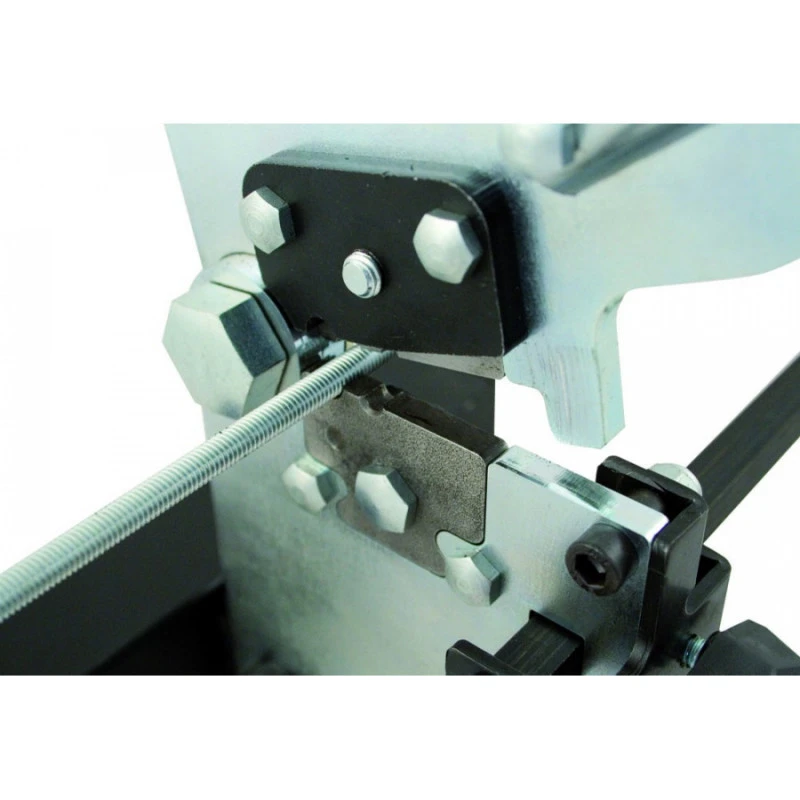 EDMA Coupe Tiges Filetées 6 Mm (M6) Et Fils Suspente Diam 4 Mm MINI RODCUT 4 EDMA Coupe Tiges Filetées 6 Mm (M6) Et Fils Suspente Diam 4 Mm MINI RODCUT – Image 4