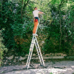 Echelle StablePRO3X7 Aluminium 3x7 Marches Hostrom -Kobleo echelle 3 plans stablepro 3x7 marches hauteur travail max 5 00m hostrom 3