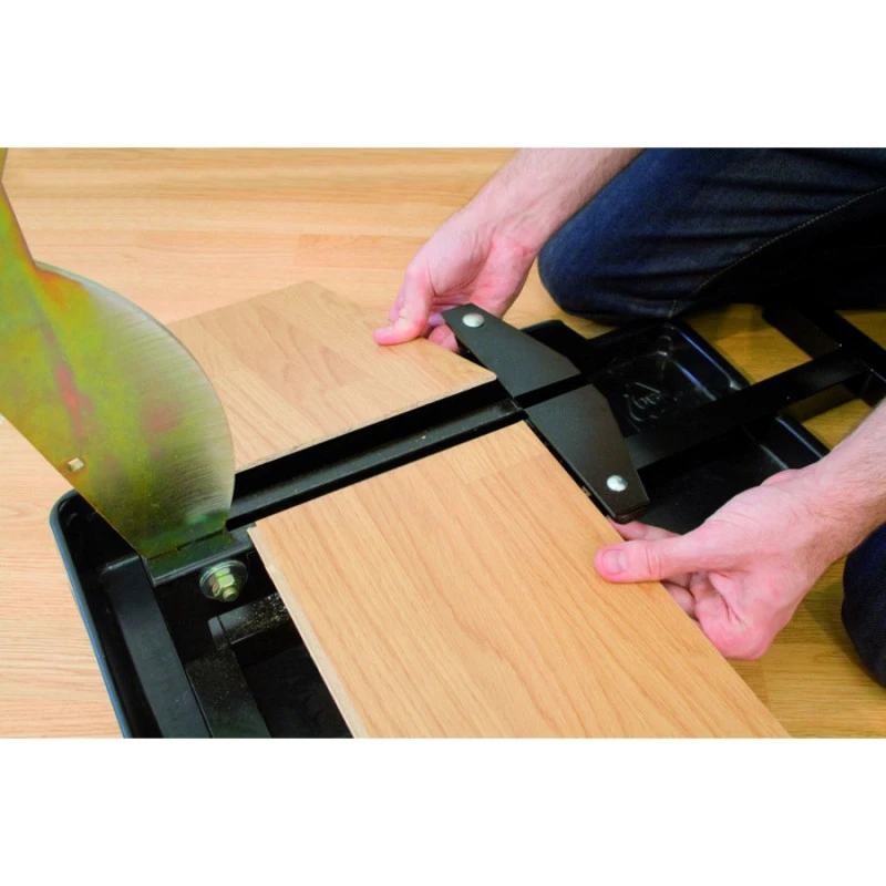 EDMA Guillotine à Sol Stratifié Straticut 230 Coupe Rapide Et Sans Effort 4 EDMA Guillotine à Sol Stratifié Straticut 230 Coupe Rapide Et Sans Effort – Image 4