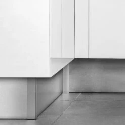 Kit De Plinthes De Cuisine 8952463 Ht100mm L2,35m Anodisé Satiné Emuca -Kobleo kit de plinthes de cuisine 8952463 ht100mm l2 35m anodise satine emuca 2