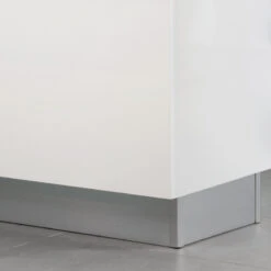 Kit De Plinthes De Cuisine 8952463 Ht100mm L2,35m Anodisé Satiné Emuca -Kobleo kit de plinthes de cuisine 8952463 ht100mm l2 35m anodise satine emuca 5