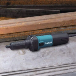 Meuleuse Droite GD0601 400W 6mm Makita -Kobleo meuleuse droite gd0601 400w 6mm makita 3