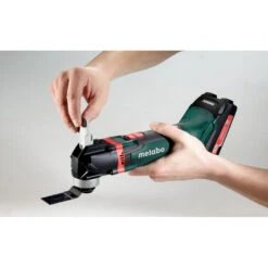 Metabo Outil Multifonctions à Batterie 18V 2Ah Li-Ion MT 18 LTX -Kobleo outil multifonctions a batterie 18v 2ah li ion mt 18 ltx 2
