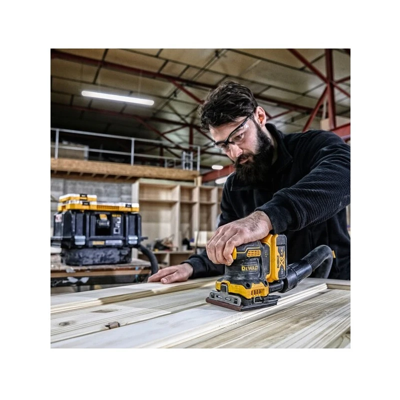 DeWALT Ponceuse 1/4 De Feuille XR 18V Brushless 2 X 5Ah Li-ion DCW200P2 10 DeWALT Ponceuse 1/4 De Feuille XR 18V Brushless 2 X 5Ah Li-ion DCW200P2 – Image 10