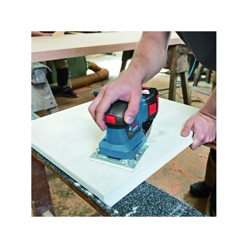 Ponceuse Vibrante à Batterie 18V 5Ah 101x113mm GSS 18 V-10 2 Ponceuse Vibrante à Batterie 18V 5Ah 101x113mm GSS 18 V-10 – Image 2