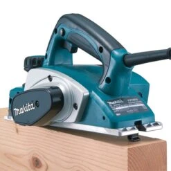 Rabot KP0800 82mm 620W Makita - Un Outil Performant Et Durable Pour Les Professionnels -Kobleo rabot 82mm 620w kp0800 makita 4