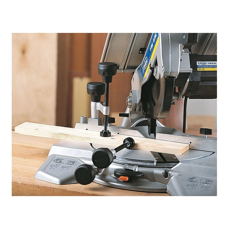 Scie à Onglet Inclinable 1100W Lame 250 Mm Avec Table Supérieur TM43L 7 Scie à Onglet Inclinable 1100W Lame 250 Mm Avec Table Supérieur TM43L – Image 7