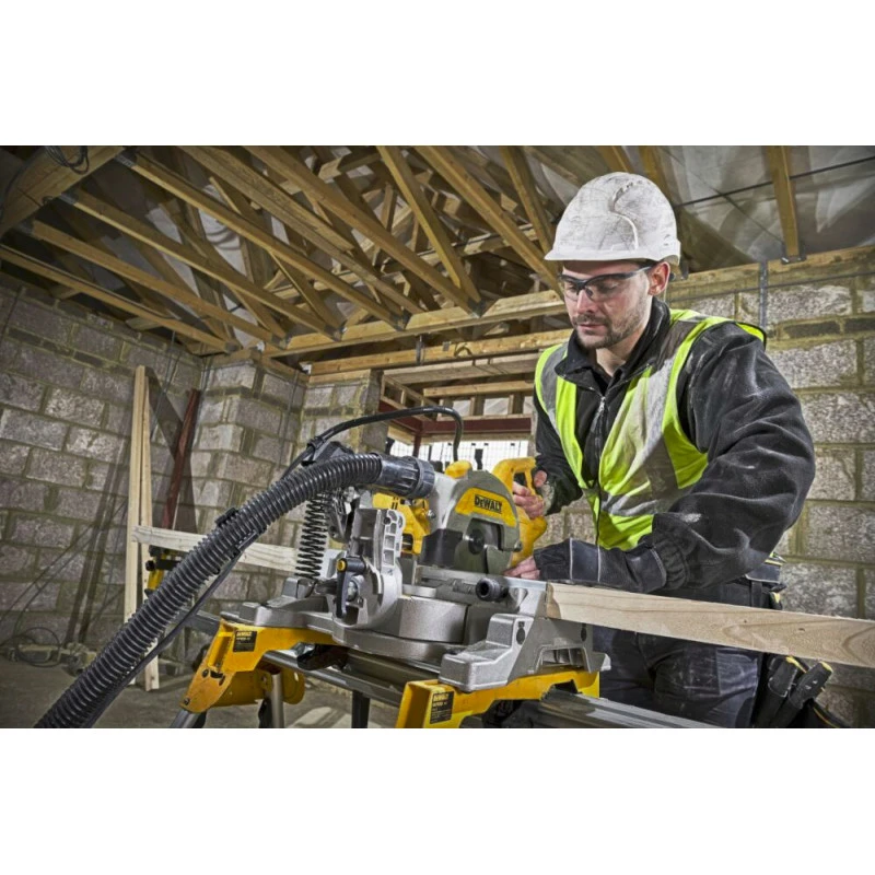 DeWALT Scie à Onglet Radiale 1800W Diam216mm DWS777 2 DeWALT Scie à Onglet Radiale 1800W Diam216mm DWS777 – Image 2