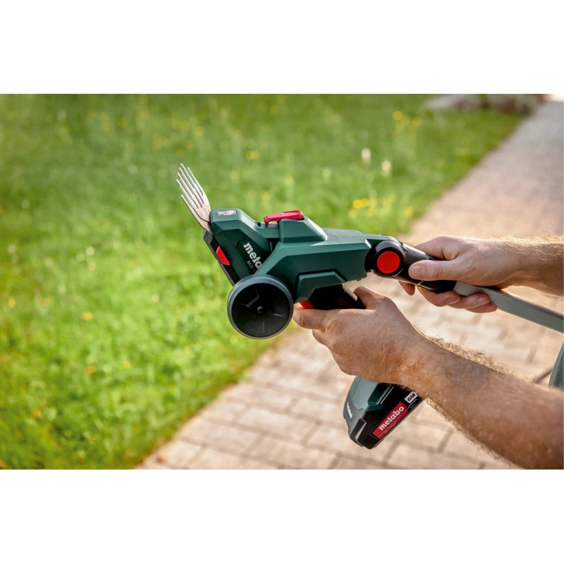 Metabo Sculpte-haie Et Cisaille à Gazon SGS 18 LTX Q 18V 20cm Produit Seul 7 Metabo Sculpte-haie Et Cisaille à Gazon SGS 18 LTX Q 18V 20cm Produit Seul – Image 7