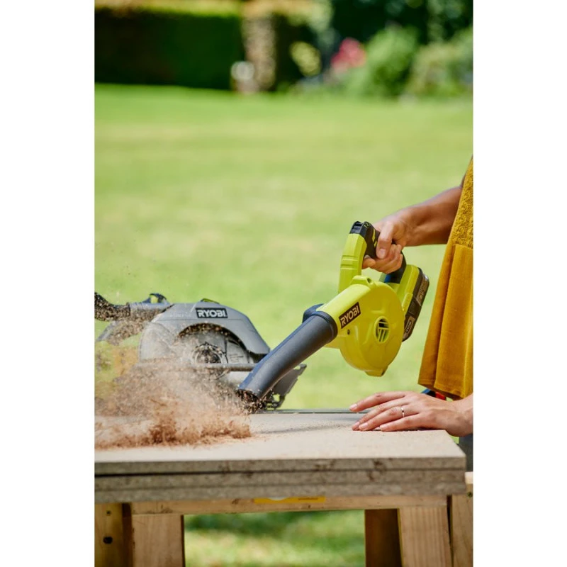 Ryobi Souffleur D'atelier One+ 18V 200 Km/h 3Vitesses R18TB-0 3 Ryobi Souffleur D'atelier One+ 18V 200 Km/h 3Vitesses R18TB-0 – Image 3
