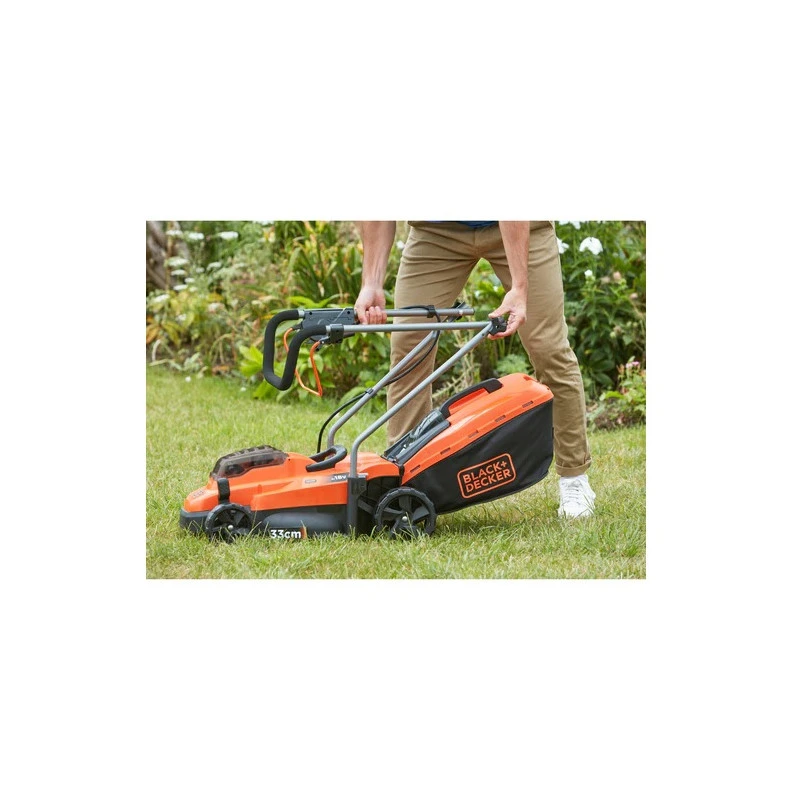 Tondeuse BCMW33184L2 18V 2x4Ah Li-Ion 33cm Black & Decker 8 Tondeuse BCMW33184L2 18V 2x4Ah Li-Ion 33cm Black & Decker – Image 8