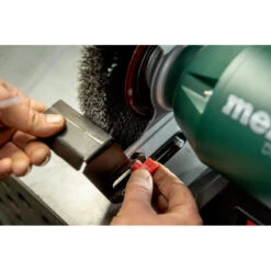 Touret à Meuler DSD 200 Plus 750W D200mm Metabo 16 Touret à Meuler DSD 200 Plus 750W D200mm Metabo -Kobleo touret a meuler dsd 200 plus 750w d200mm metabo 6