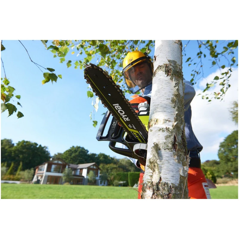 Ryobi Tronçonneuse 18V One+ Chaîne 30 Cm OCS1830 4 Ryobi Tronçonneuse 18V One+ Chaîne 30 Cm OCS1830 – Image 4