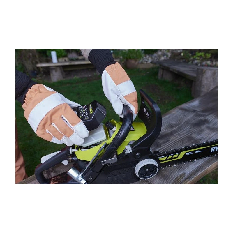 Ryobi Tronçonneuse Thermique Semi-pro 37,1cm3 40cm RCS3840T 4 Ryobi Tronçonneuse Thermique Semi-pro 37,1cm3 40cm RCS3840T – Image 4